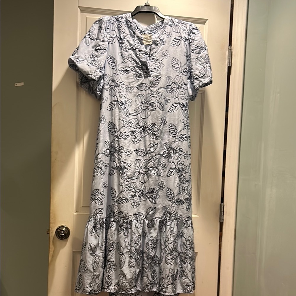 Umgee Blue and White Floral Midi Dress